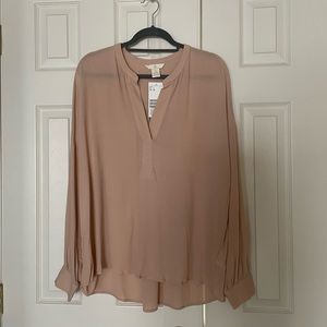 NWT H&M V-neck Blouse Dusty Pink- Size 6